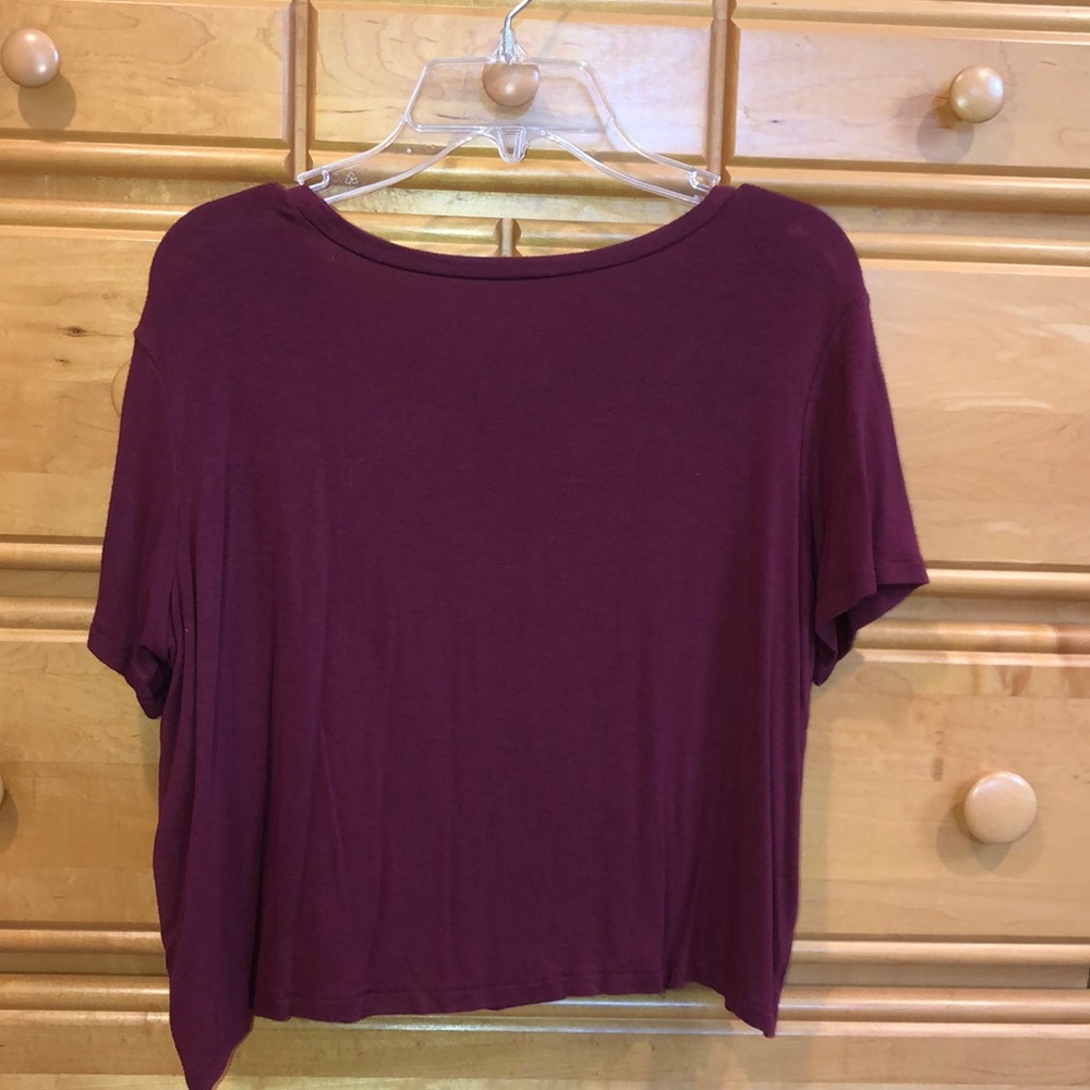 Crop top - Picture 2 of 2